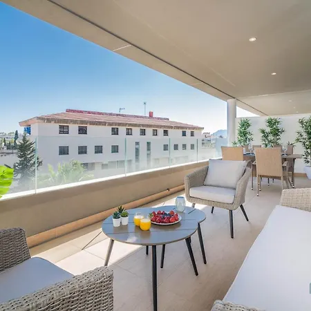 Newly Built Modern Penthouse In Puerto Banús *