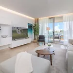 Newly Built Modern Penthouse In Puerto Banús *