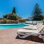 Newly Built Modern Penthouse In Puerto Banús *