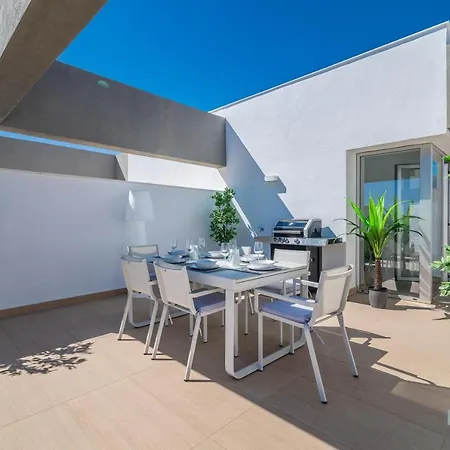 Newly Built Modern Penthouse In Puerto Banus Marbella