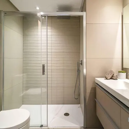 Daire Newly Built Modern Penthouse In Puerto Banus