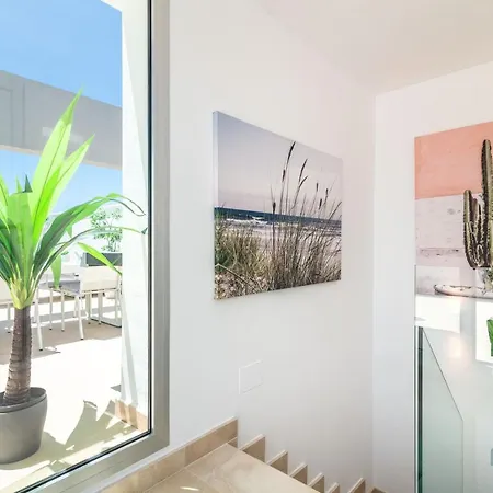 Newly Built Modern Penthouse In Puerto Banus *