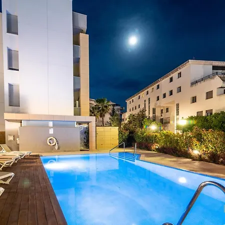 Apartment Newly Built Modern Penthouse In Puerto Banus Marbella