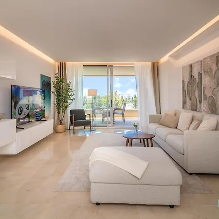 Newly Built Modern Penthouse In Puerto Banus Daire Marbella