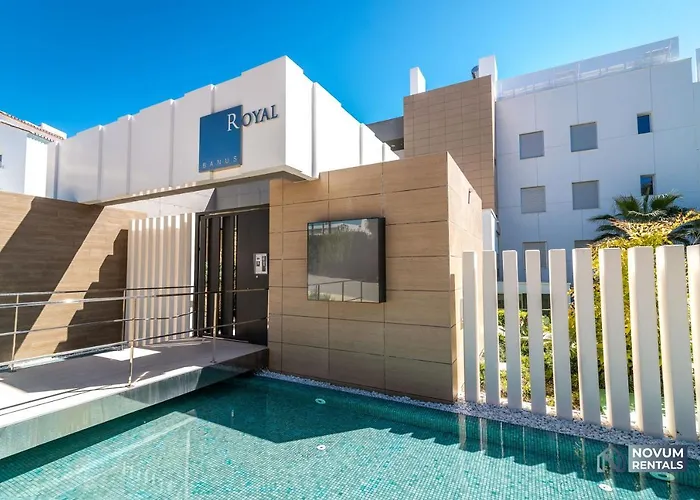 Newly Built Modern Penthouse In Puerto Banus Daire Marbella