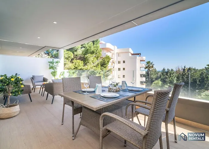 Newly Built Modern Penthouse In Puerto Banus
