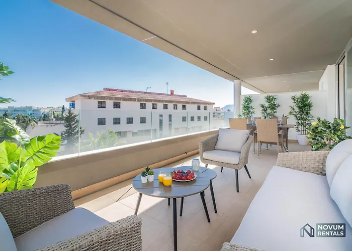 Newly Built Modern Penthouse In Puerto Banus *