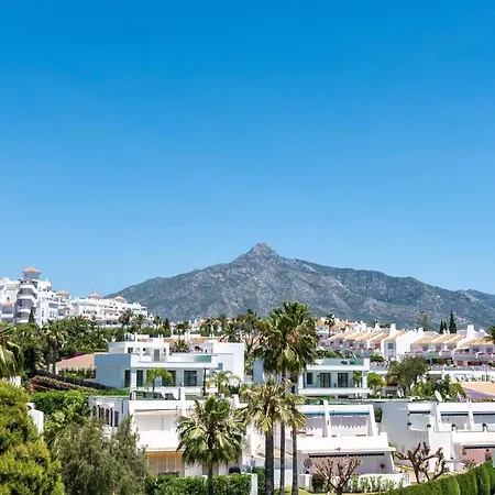 Newly Built Modern Penthouse In Puerto Banus Апартаменты