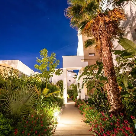 Newly Built Modern Penthouse In Puerto Banus Марбелья