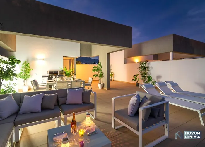 Newly Built Modern Penthouse In Puerto Banus