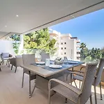 Newly Built Modern Penthouse In Puerto Banus